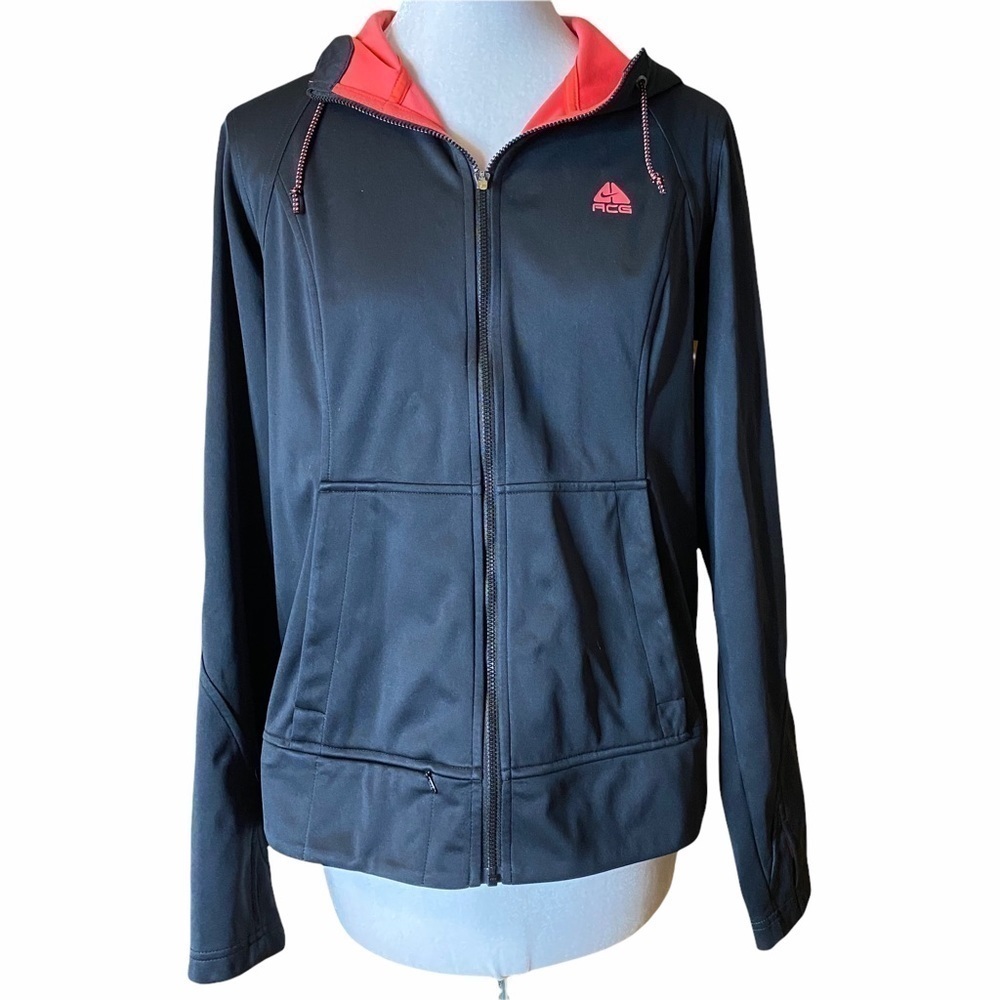 Nike ACG Zip Up Hoodie. Size Medium